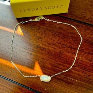 Kendra Scott Elisa  pendant short  necklace